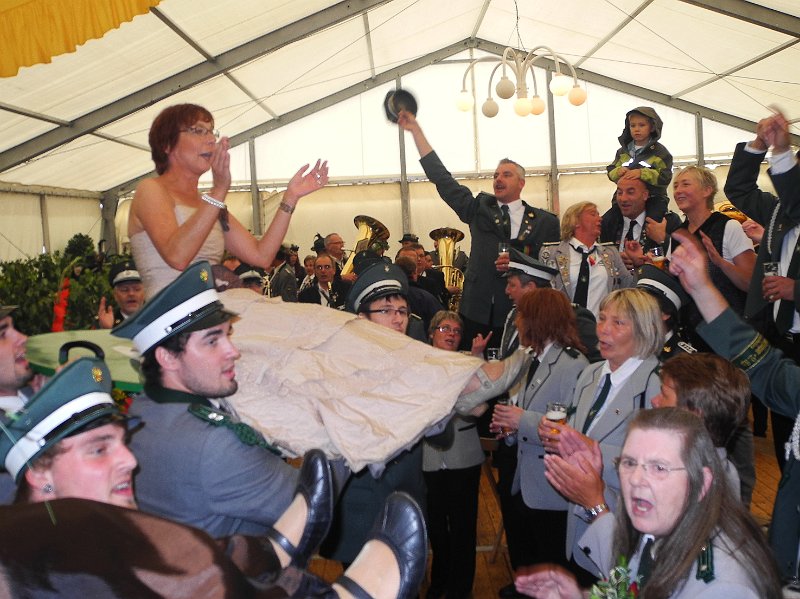 Schuetzenfest Sonntag 0370.JPG